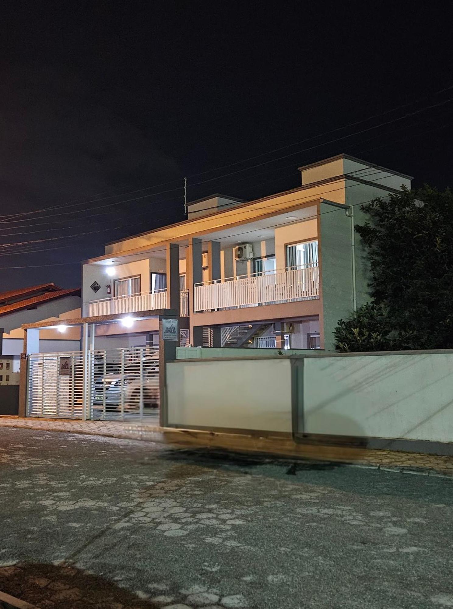 Apart Zss Penha  Szoba fotó